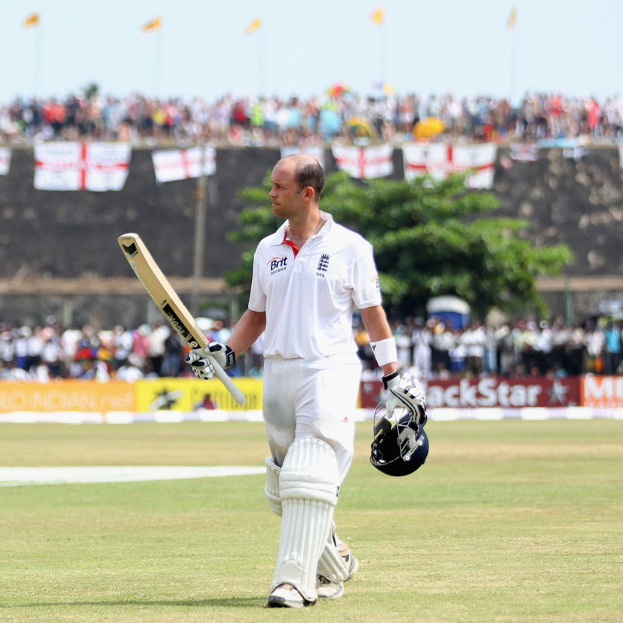 Jonathan Trott walks off after being dismissed for 112, Sri Lanka v England, 1st Test, Galle, 4th day, March 29, 2012
