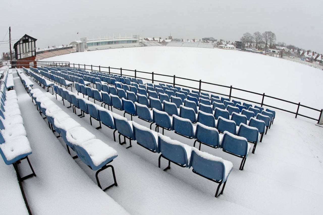 Snow blankets the County Ground, Northampton, January 6, 2010