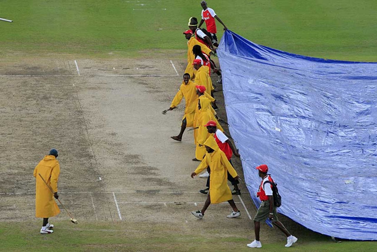 Rain disrupted play at the Kensington Oval, West Indies v Australia, 1st Test, Barbados, 1st day, April 7, 2012