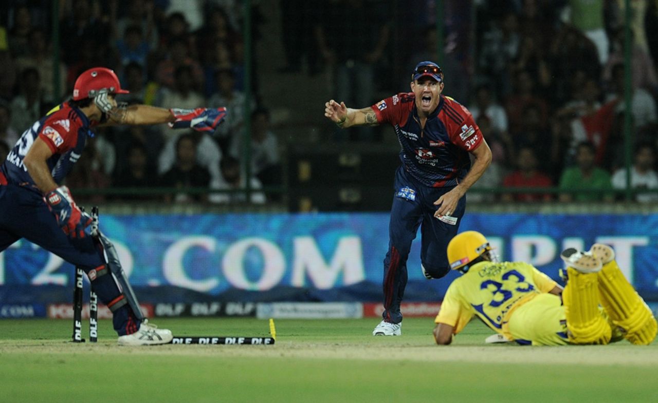 Kevin Pietersen runs out S Badrinath, Delhi Daredevils v Chennai Super Kings, IPL 2012, Delhi, April 10, 2012