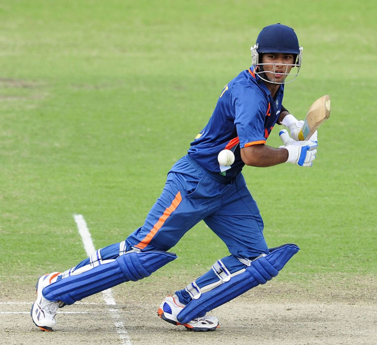 Unmukt Chand set up India's win with a century, Australia Under-19s v India Under-19s, Quadrangular Under-19 Series, final, Townsville, April 15, 2012