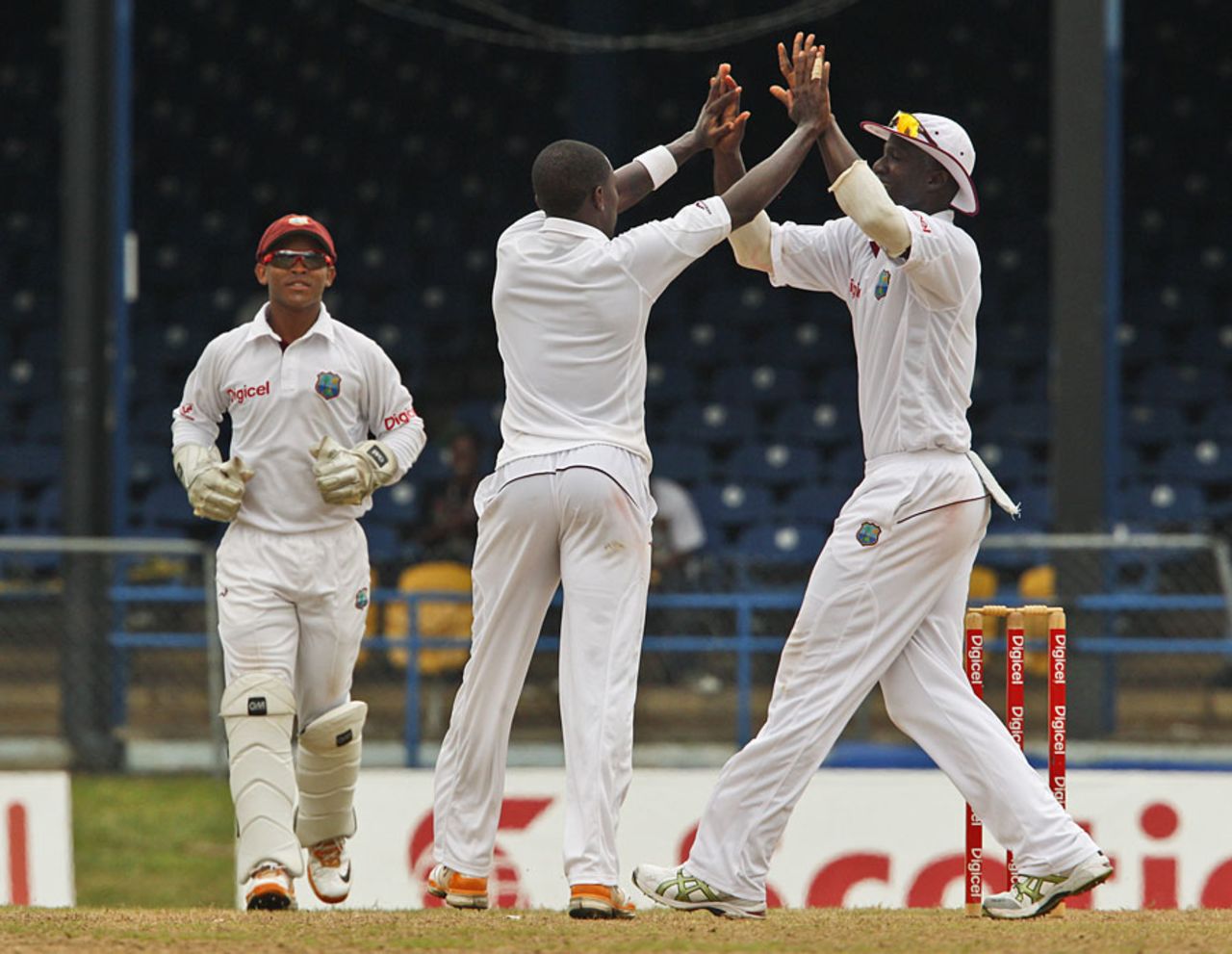Fidel Edwards struck to remove Ricky Ponting, West Indies v Australia, 2nd Test, Port-of-Spain, April 19, 2012