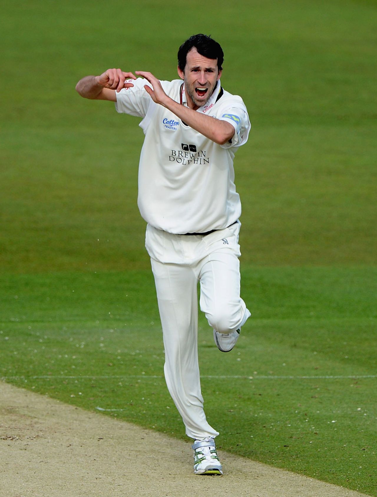 Graham Onions took three wickets including Andrew Strauss for a duck, Middlesex v Durham, County Championship, Division One, April 20, 2012