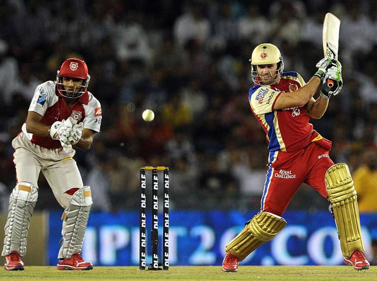 AB de Villiers cracks one through the off side, Kings XI Punjab v Royal Challengers Bangalore, IPL 2012, Mohali, April 20, 2012