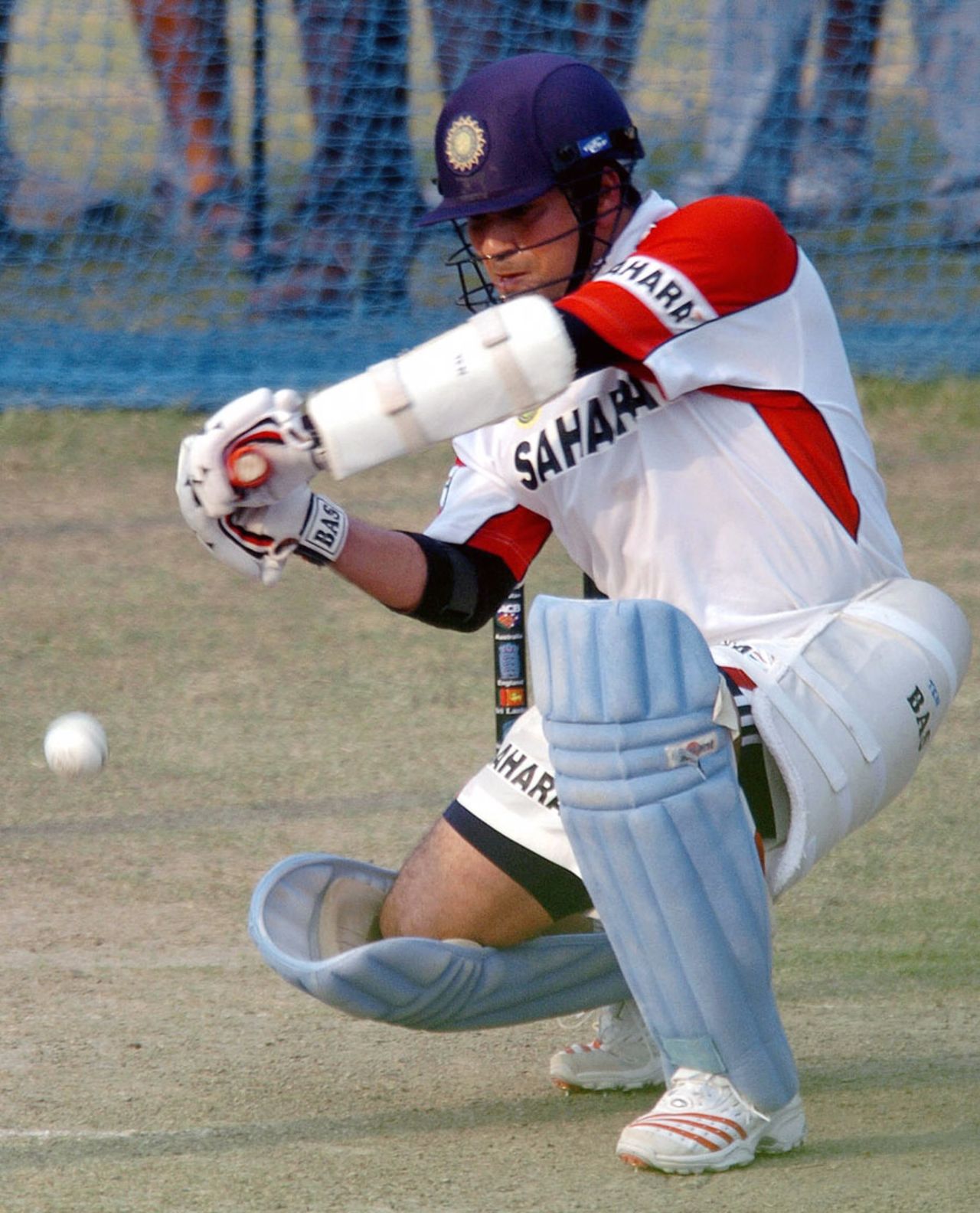 Sachin Tendulkar practises ahead of the Challenger Trophy, Mohali, October 9, 2005