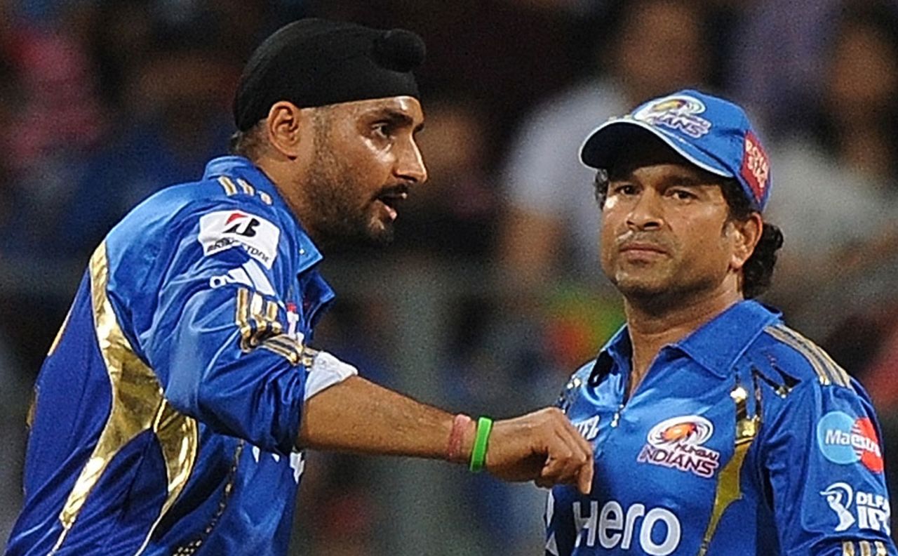 Harbhajan Singh and Sachin Tendulkar have a discussion, Mumbai Indians v Deccan Chargers, IPL, Mumbai, April 29, 2012