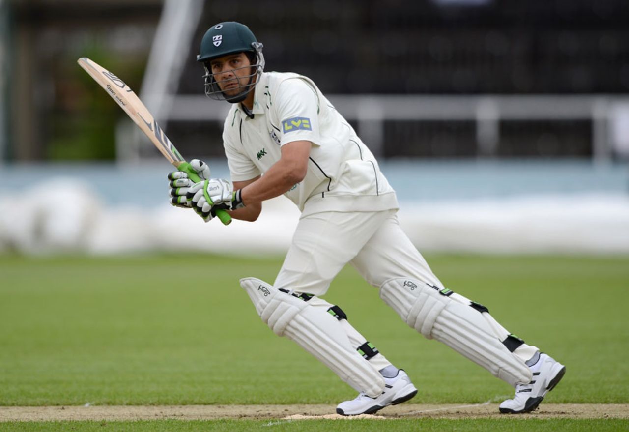 Vikram Solanki made 42 in the first innings, Worcestershire v Surrey, County Championship, Division One, 2nd day, New Road, May 10, 2012