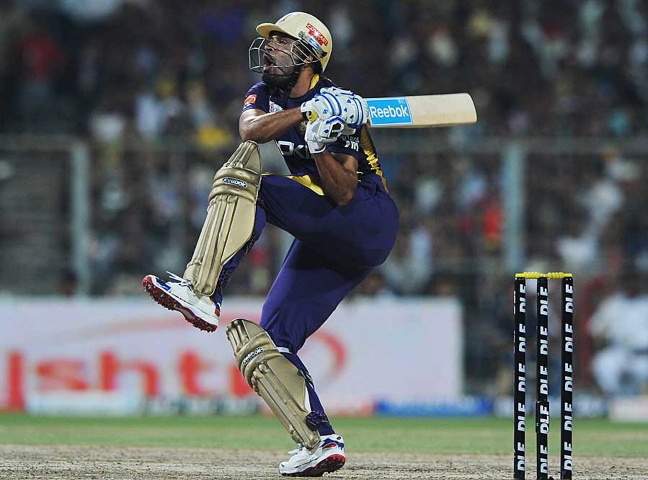 Yusuf Pathan pulls, Kolkata Knight Riders v Mumbai Indians, IPL, Kolkata, May 12, 2012