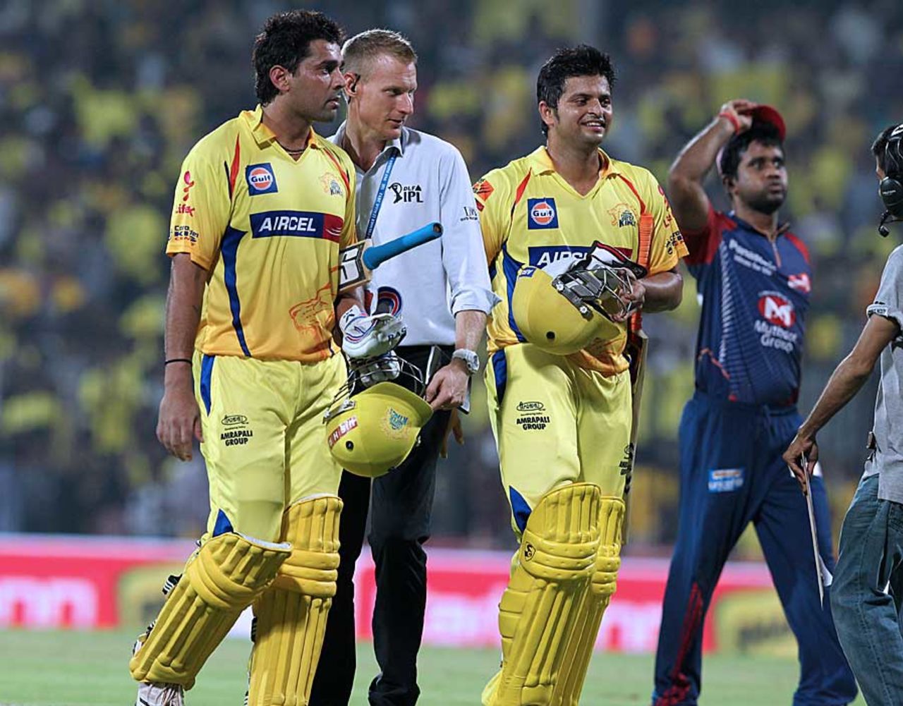 M Vijay and Suresh Raina saw Chennai Super Kings home, Chennai Super Kings v Delhi Daredevils, IPL, Chennai, May 12, 2012