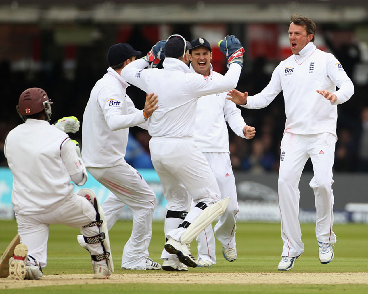 Graeme Swann had Shivnarine Chanderpaul lbw for 91, England v West Indies, 1st Test, Lord's, 4th day, May 20, 2012