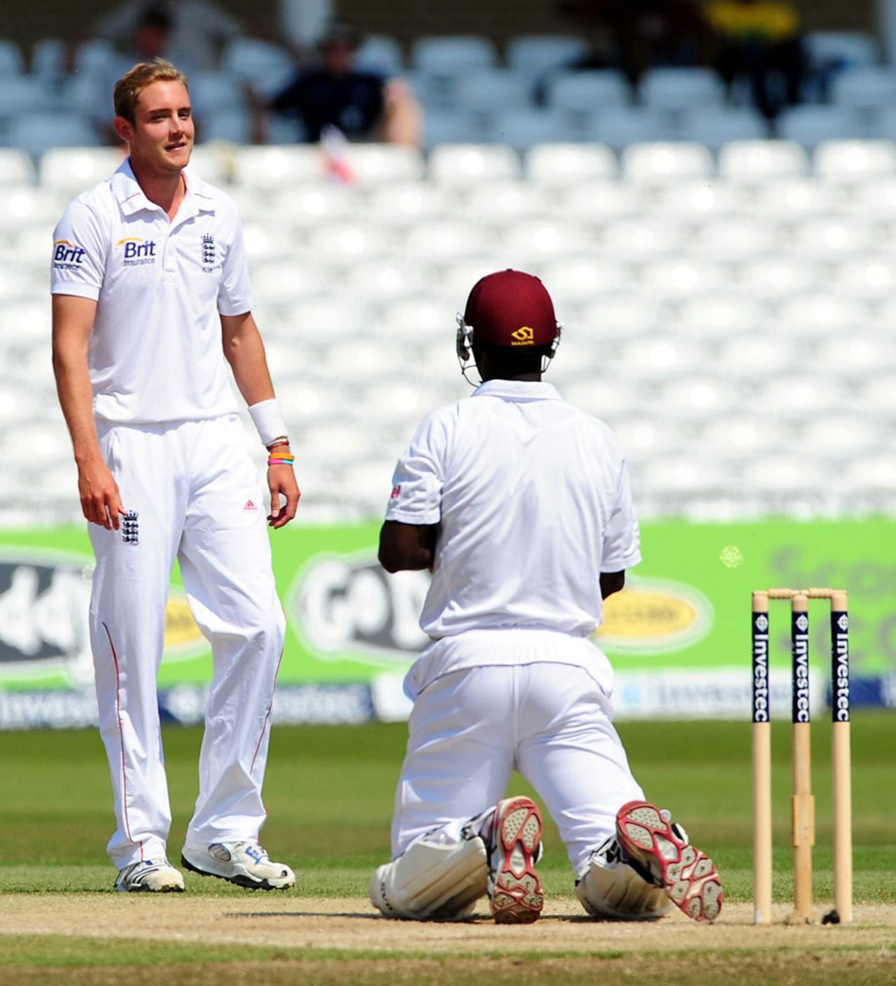 Stuart Broad can't find a way through, even with Darren Sammy on his knees, England v West Indies, 2nd Test, Trent Bridge, 4th day, May 28, 2012
