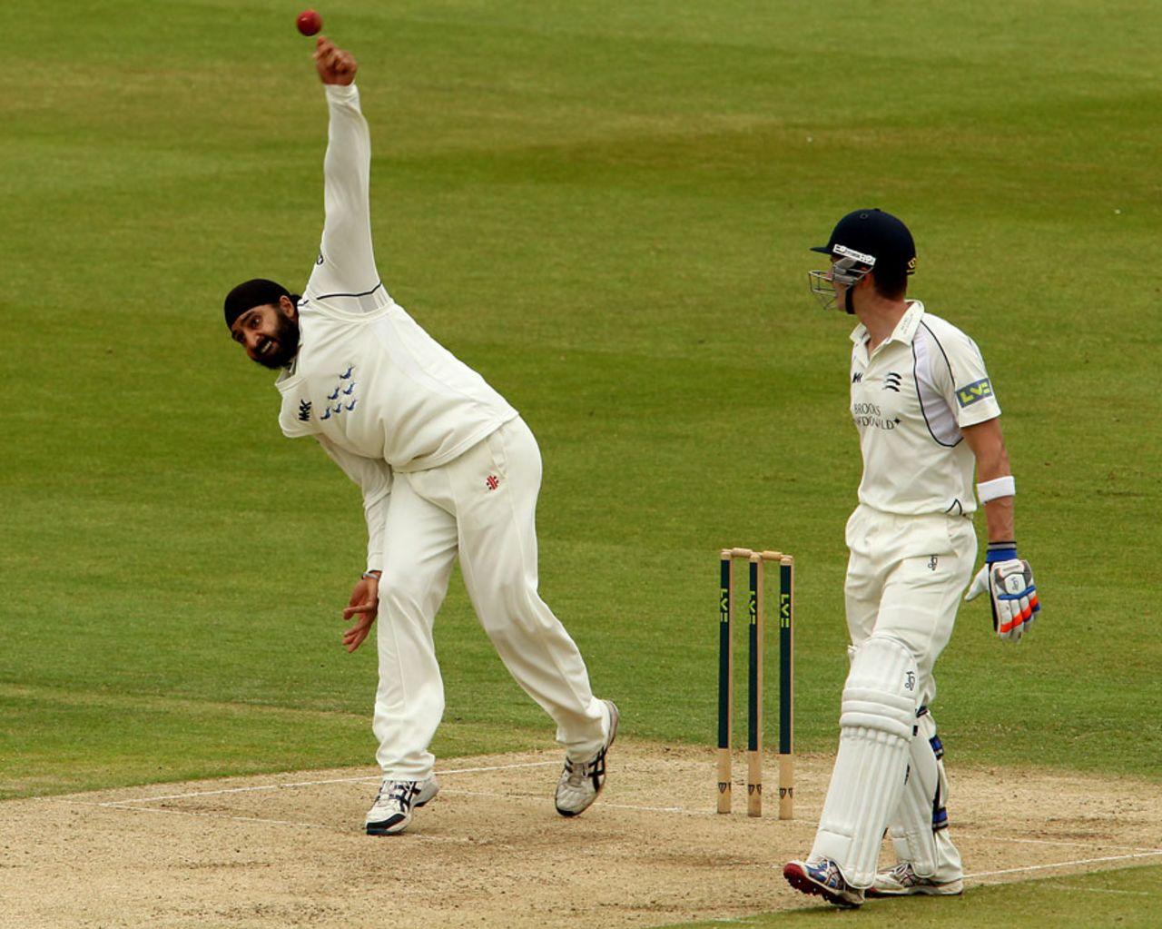 Monty Panesar claimed one wicket as Sussex struggled for breakthroughs, Middlesex v Sussex, County Championship, Division One, Lord's, 2nd day, May 31, 2012