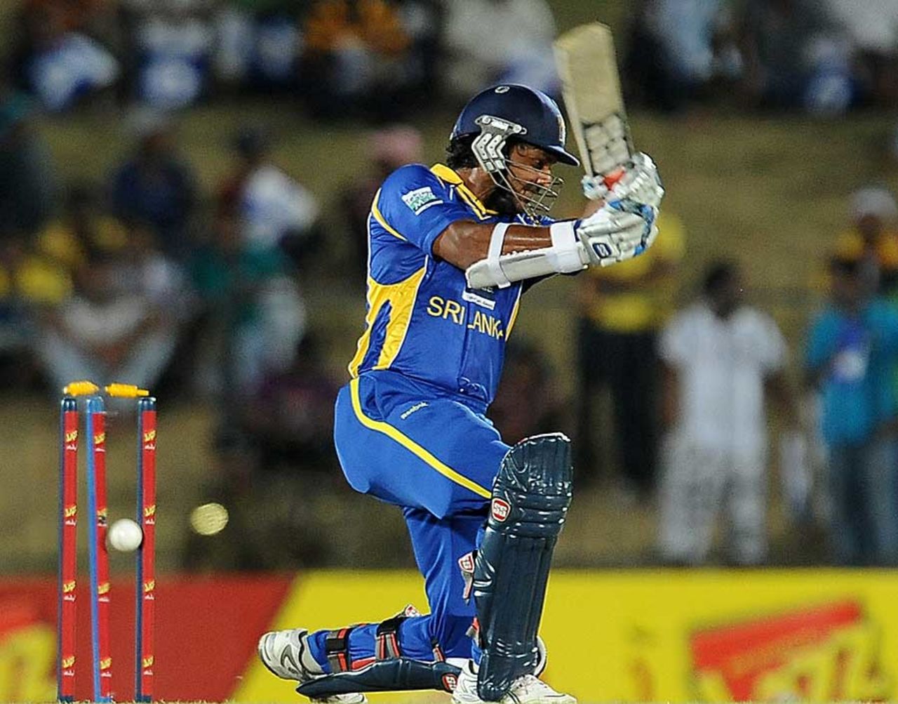 Kumar Sangakkara drags one on, Sri Lanka v Pakistan, 1st T20I, Hambantota
