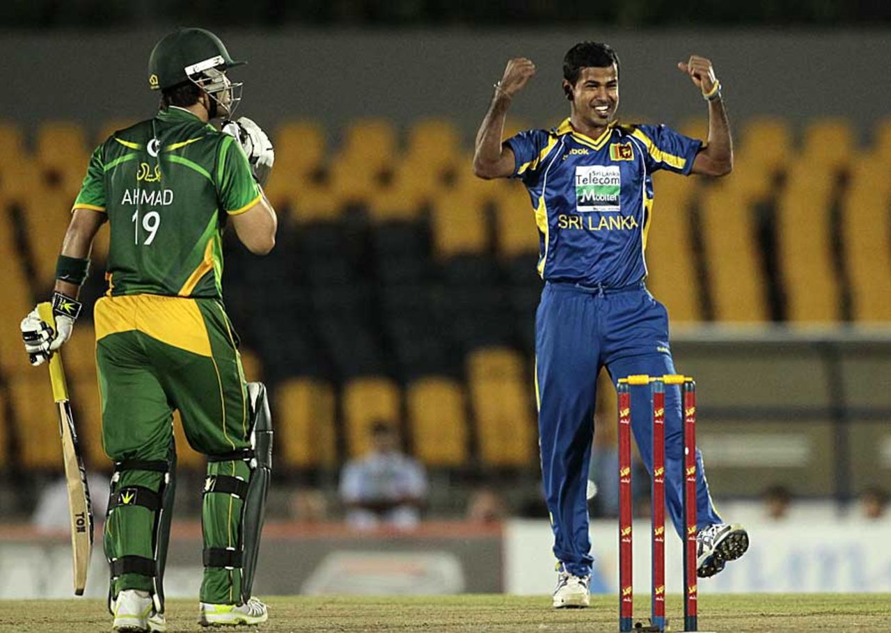Nuwan Kulasekara got rid of Ahmed Shehzad, Sri Lanka v Pakistan, 2nd T20I, Hambantota