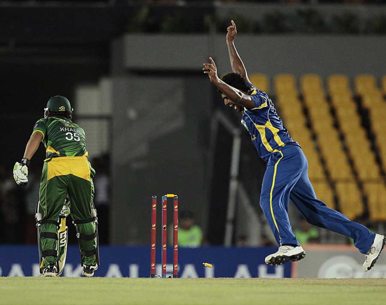 Khalid Latif was run out by Thisara Perera, Sri Lanka v Pakistan, 2nd T20I, Hambantota