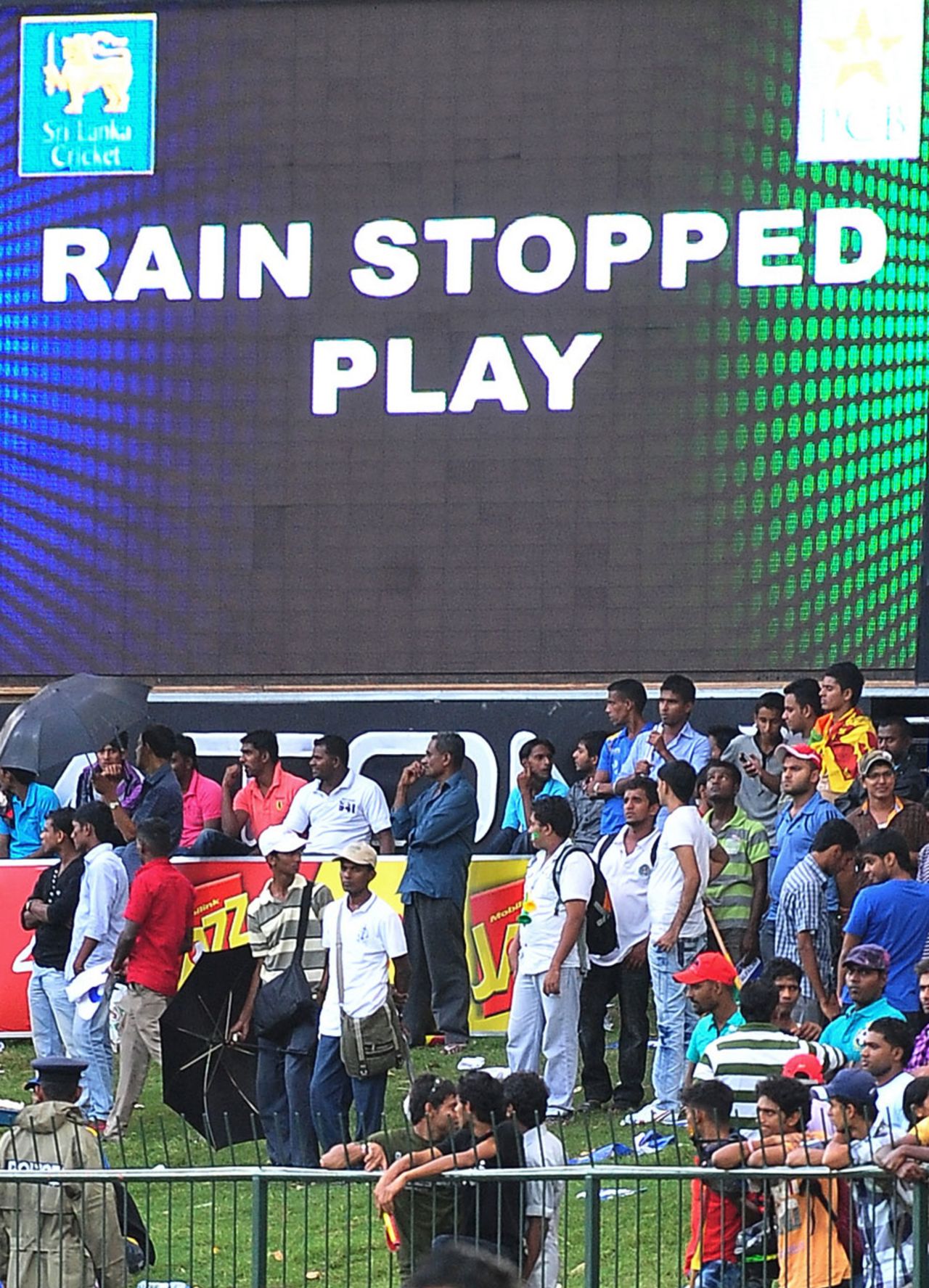 There was intermittent rain in Pallekele, Sri Lanka v Pakistan, 1st ODI, Pallekele, June 7, 2012