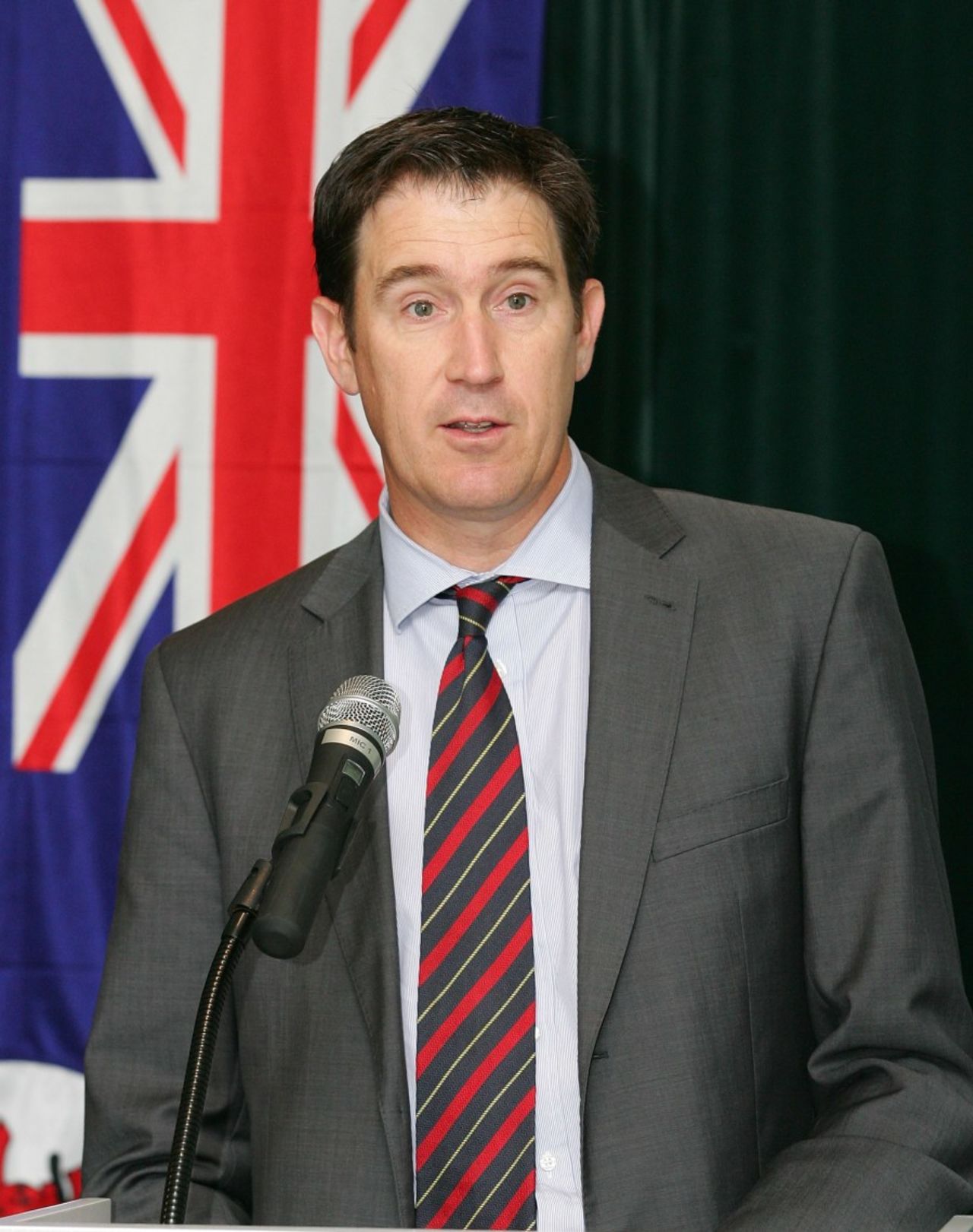 James Sutherland speaks at the Cricket Australia awards, March 15, 2011