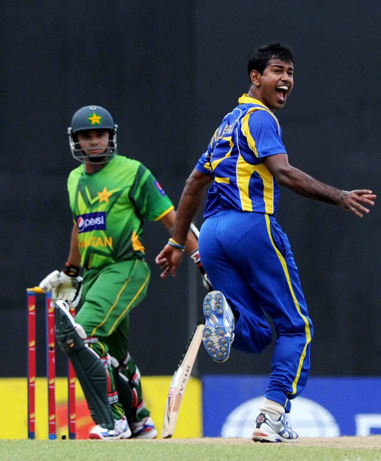 Azhar Ali was given lbw off Nuwan Kulasekara, Sri Lanka v Pakistan, 3rd ODI, Colombo, June 13, 2012
