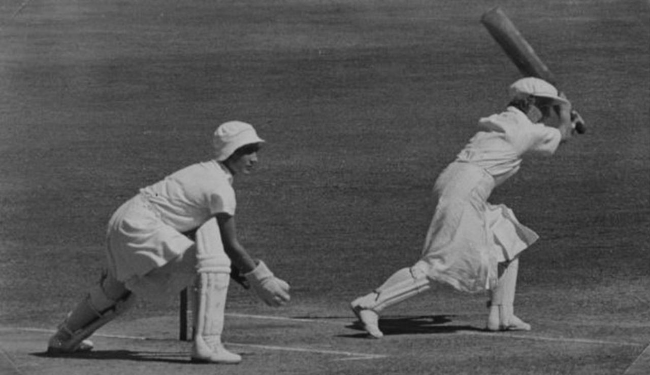 Ruby Monaghan drives while opening the innings for Australia, Australia v England, 2nd Test, Sydney, January 4, 1935