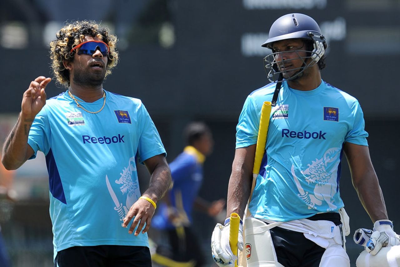 Lasith Malinga and Kumar Sangakkara have a chat, Colombo, June 15, 2012
