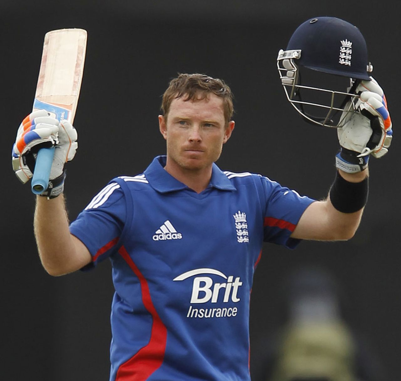 Ian Bell acknowledges applause for his hundred, England v West Indies, 1st ODI, West End, June 16, 2012