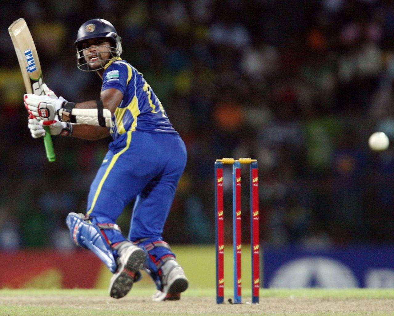 Dinesh Chandimal plays the ball towards fine leg, Sri Lanka v Pakistan, 5th ODI, Premadasa Stadium, Colombo, June 18, 2012