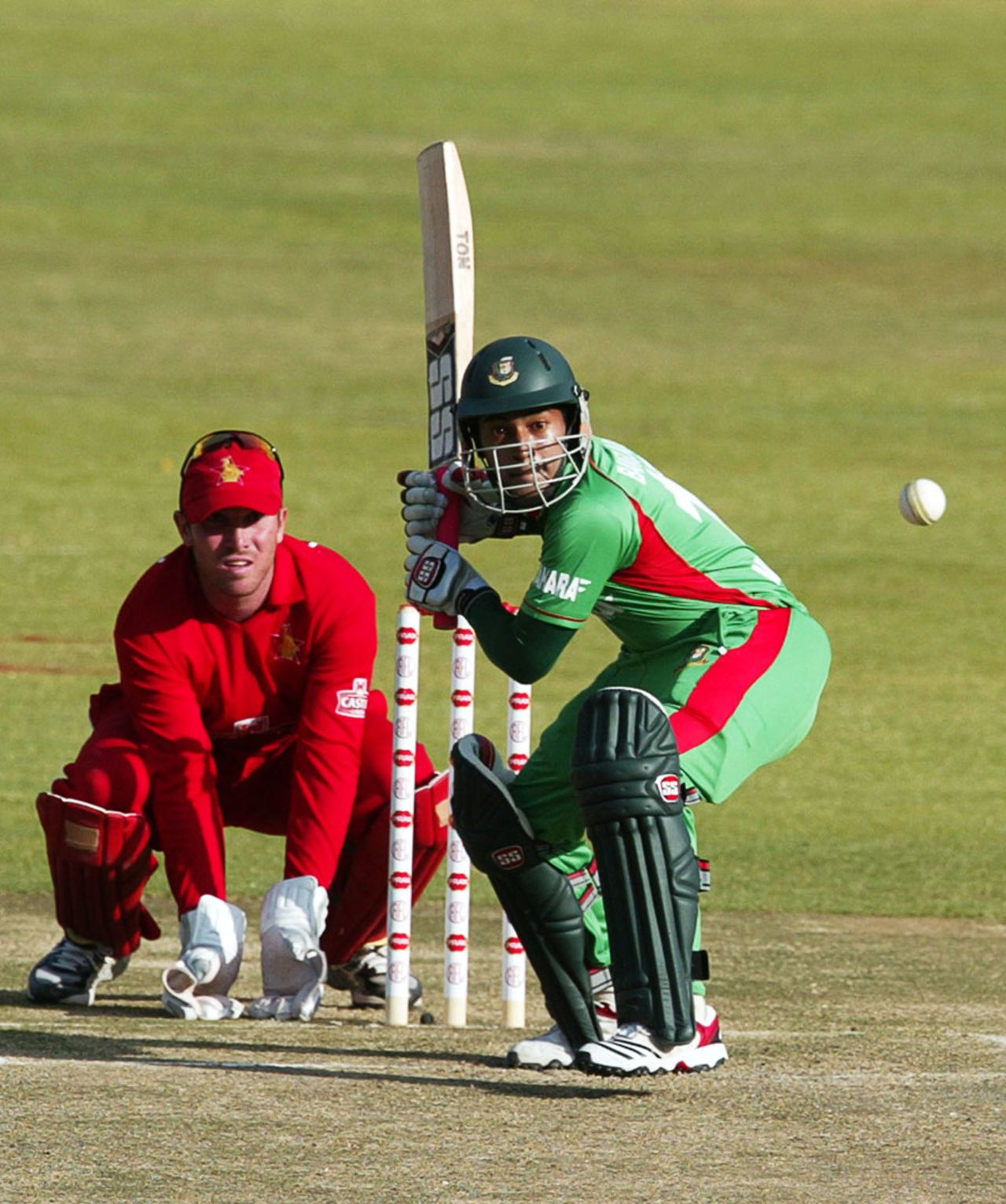 Mushfiqur Rahim's cameo helped steady Bangladesh, Zimbabwe v Bangladesh, T20 tri-series, Harare, June 21, 2012