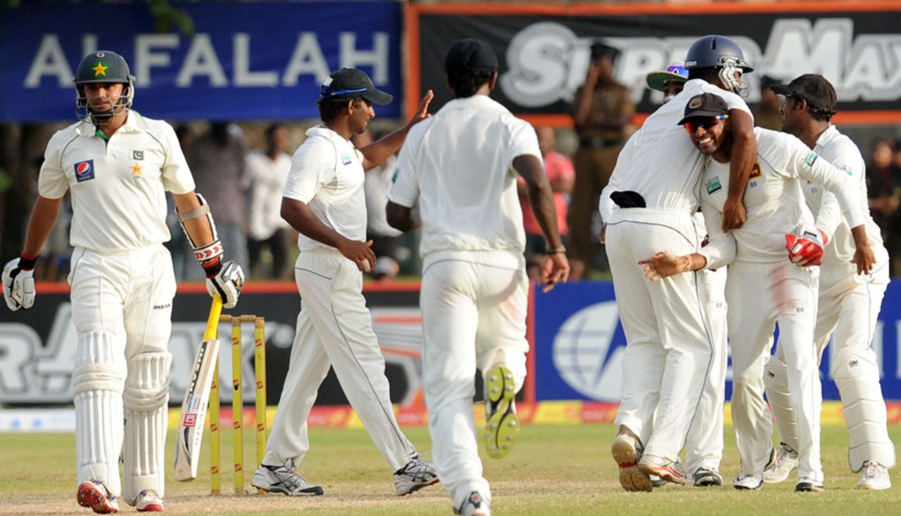 Azhar Ali walks off after being caught by Thilan Samaraweera, Sri Lanka v Pakistan, 1st Test, Galle, 3rd day, June 24, 2012