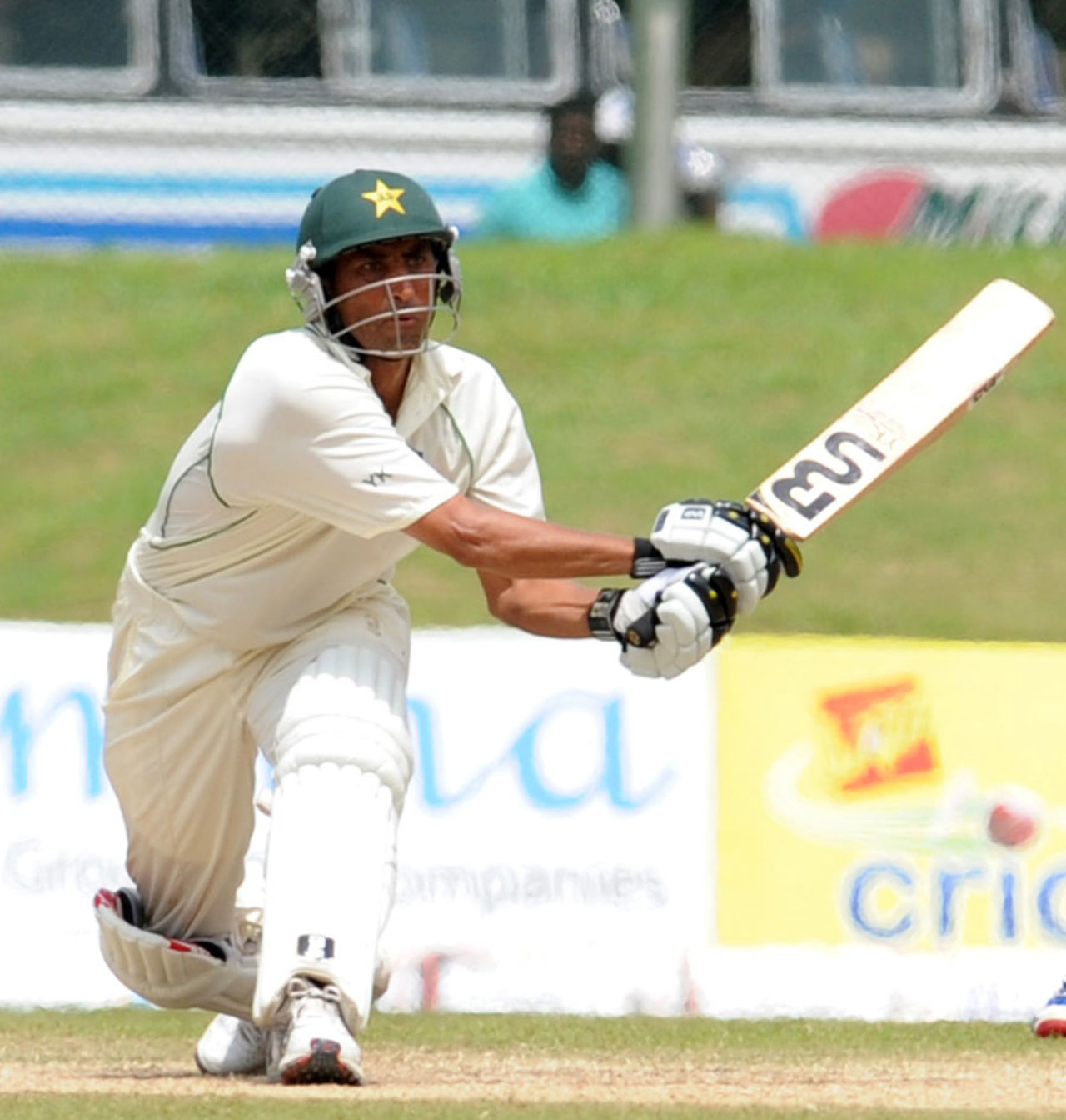 Younis Khan shapes to play the reverse-sweep, Sri Lanka v Pakistan, 1st Test, Galle, 4th day, June 25, 2012