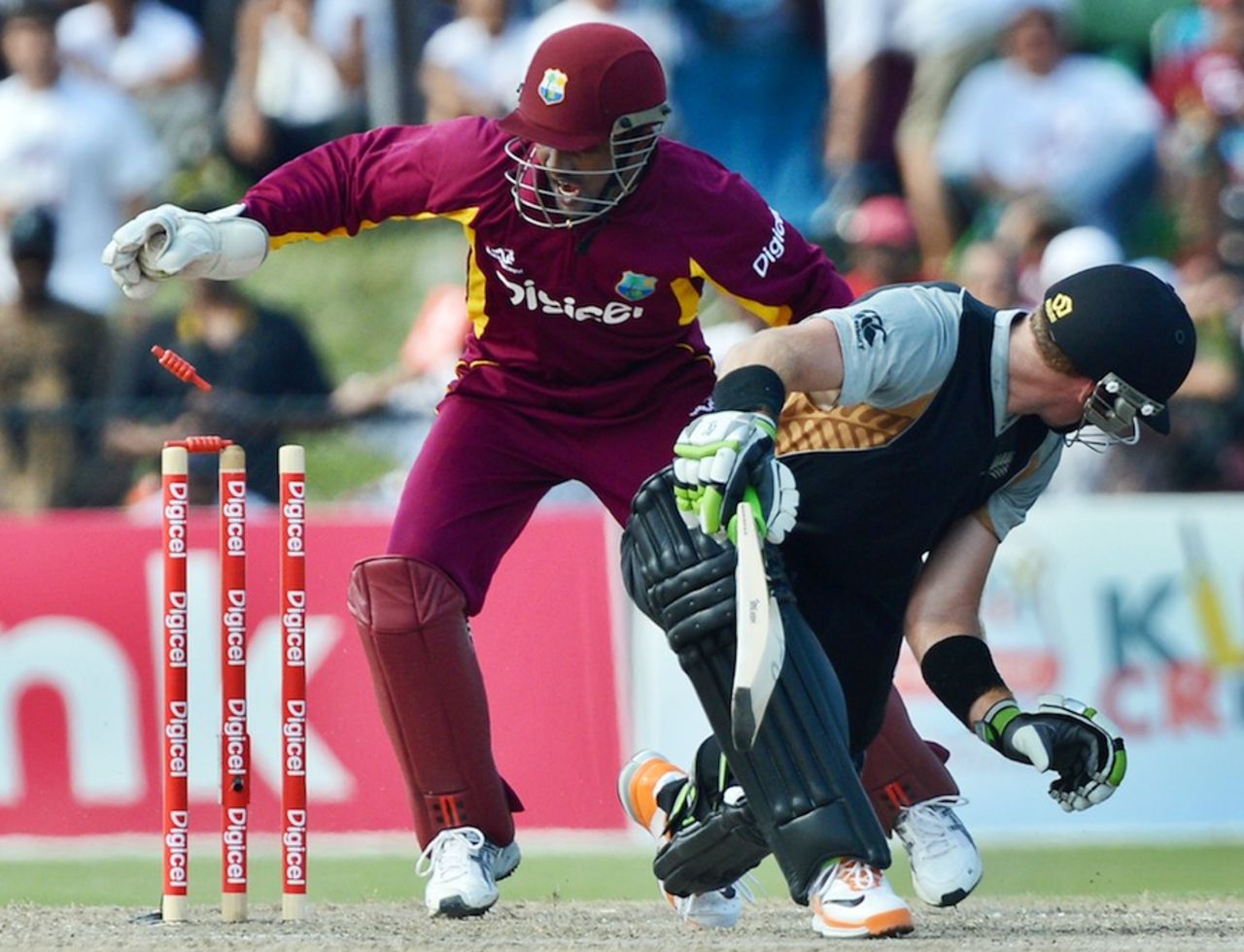Denesh Ramdin stumps Martin Guptill, West Indies v New Zealand, 1st Twenty20, Florida, June 30, 2012