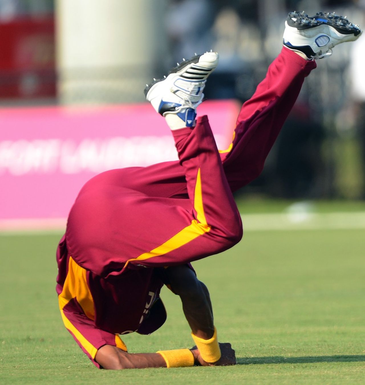 Dwayne Bravo catches Jacob Oram, West Indies v New Zealand, 1st Twenty20, Florida, June 30, 2012