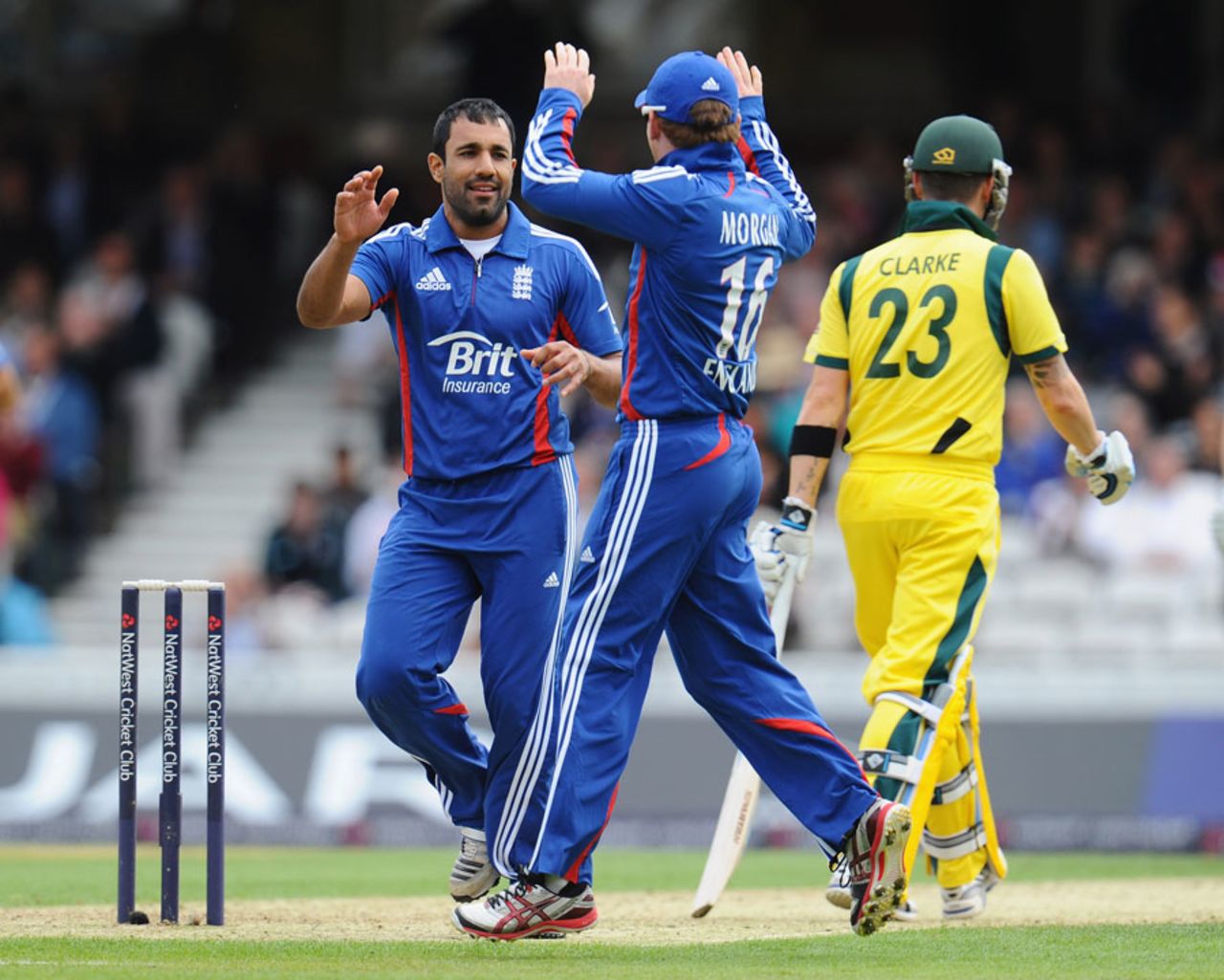 Ravi Bopara picket up a bonus wicket of Michael Clarke, England v Australia, 2nd ODI, The Oval, July 1, 2012