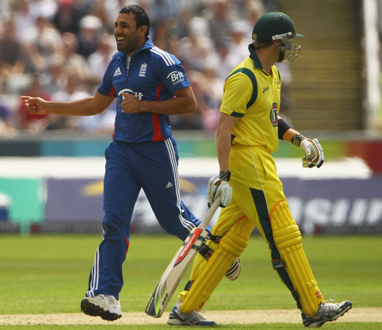 Ravi Bopara celebrates the wicket of George Bailey, England v Australia, 4th ODI, Chester-le-Street, July 7, 2012