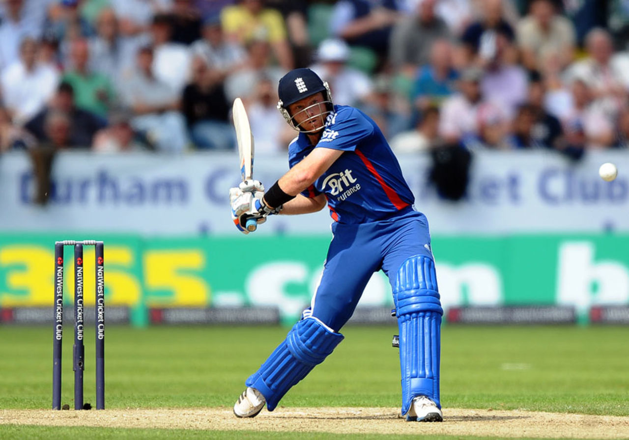 Ian Bell started brightly, England v Australia, 4th ODI, Chester-le-Street, July 7, 2012
