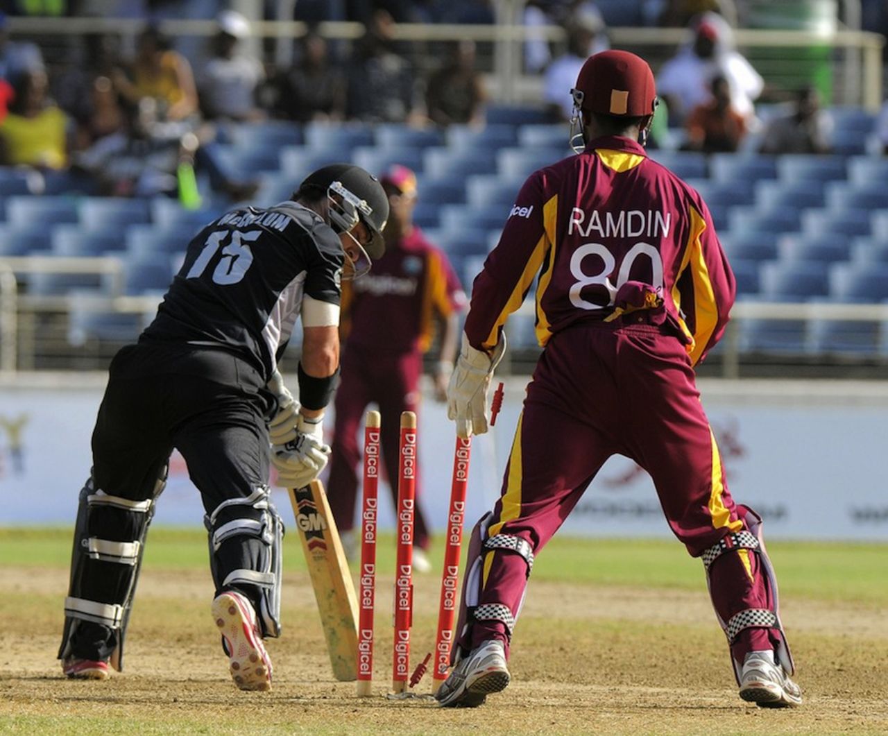 Nathan McCullum was bowled by Sunil Narine, West Indies v New Zealand, 2nd ODI, Kingston, July 7, 2012