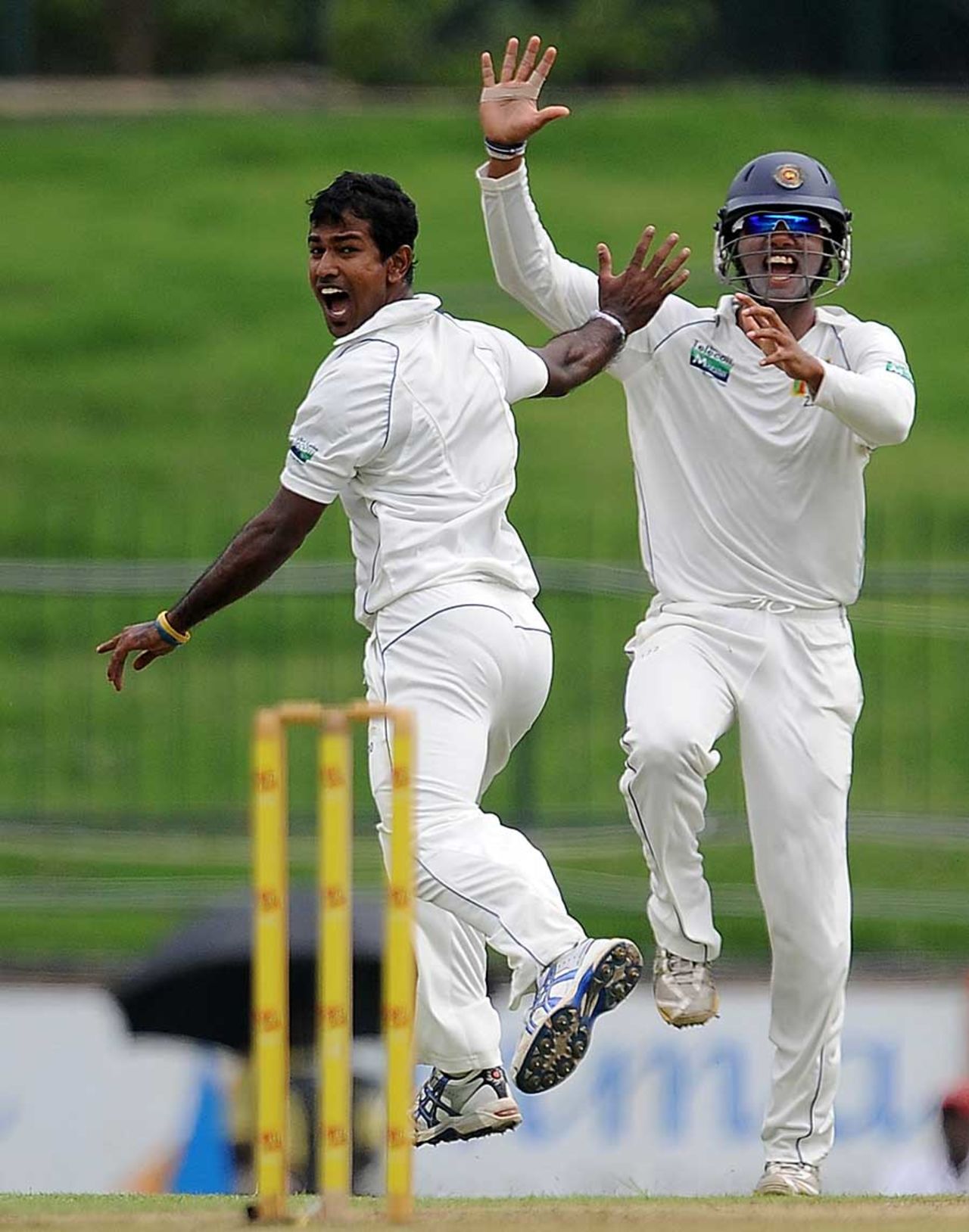 Nuwan Kulasekara got rid of Younis Khan, Sri Lanka v Pakistan, 3rd Test, Pallekele, 1st day, July 8, 2012