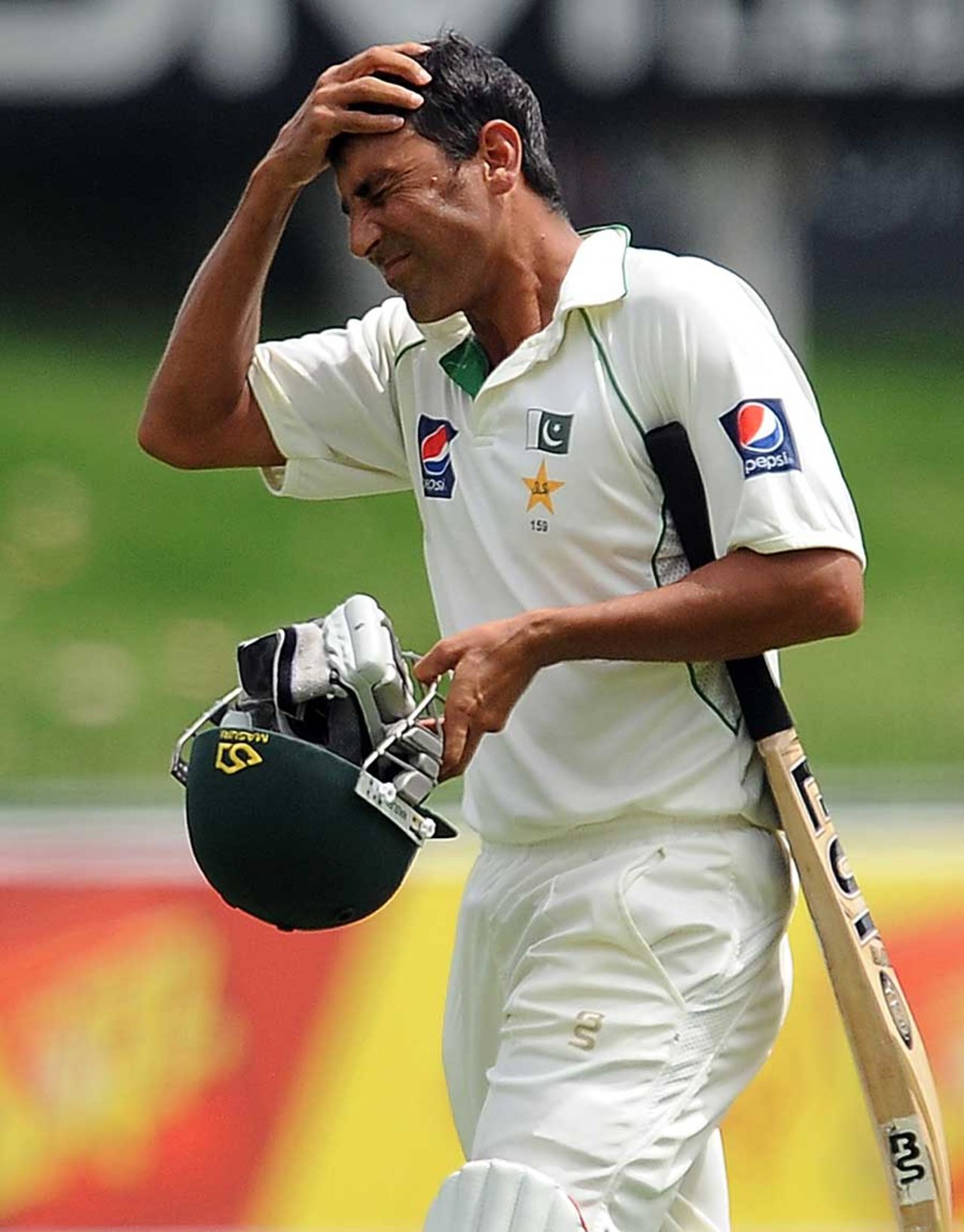 Younis Khan fell for a duck, Sri Lanka v Pakistan, 3rd Test, Pallekele, 1st day, July 8, 2012