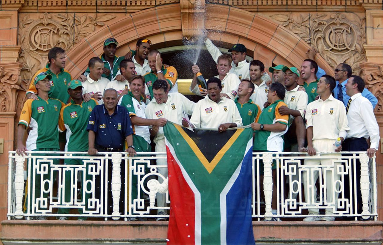 South Africa celebrate their victory at the Lord's balcony, England v South Africa, Lord's, 4th day, August 3, 2003