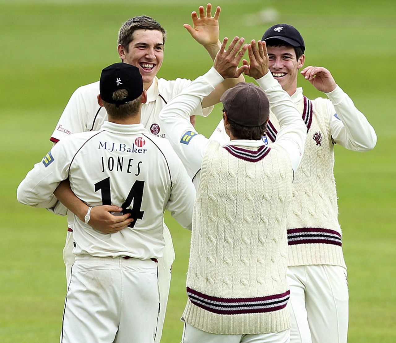 Craig Overton took two wickets in two balls, Somerset v South Africans, Tour match, Taunton, 2nd day, July 10, 2012