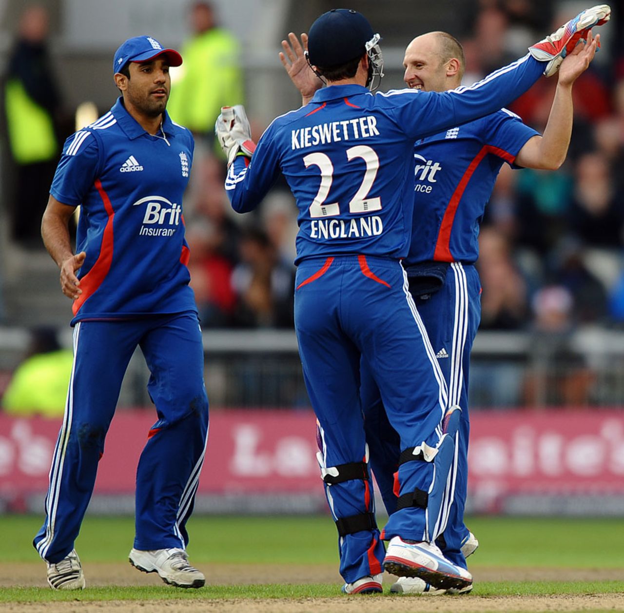 James Tredwell struck in his first over, England v Australia, 5th ODI, Old Trafford, July 10, 2012