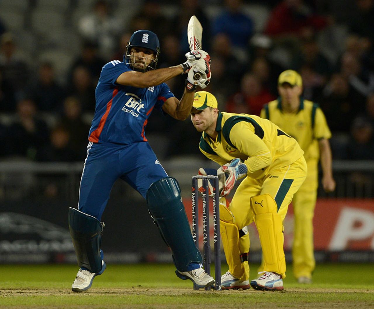 Ravi Bopara continued his impressive form, England v Australia, 5th ODI, Old Trafford, July 10, 2012