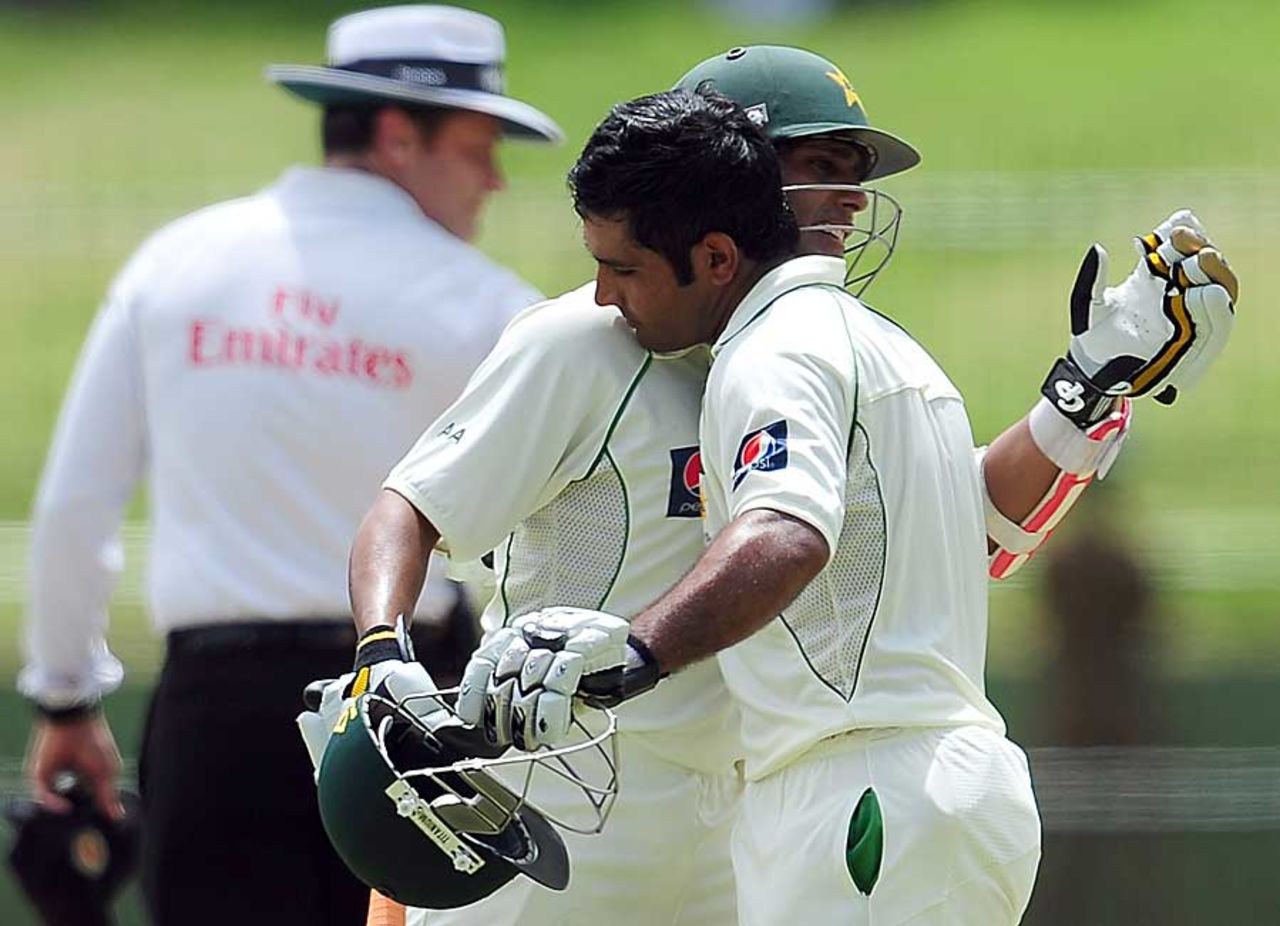 Asad Shafiq and Adnan Akmal added an unbeaten 81, Sri Lanka v Pakistan, 3rd Test, Pallekele, 5th day, July 12, 2012