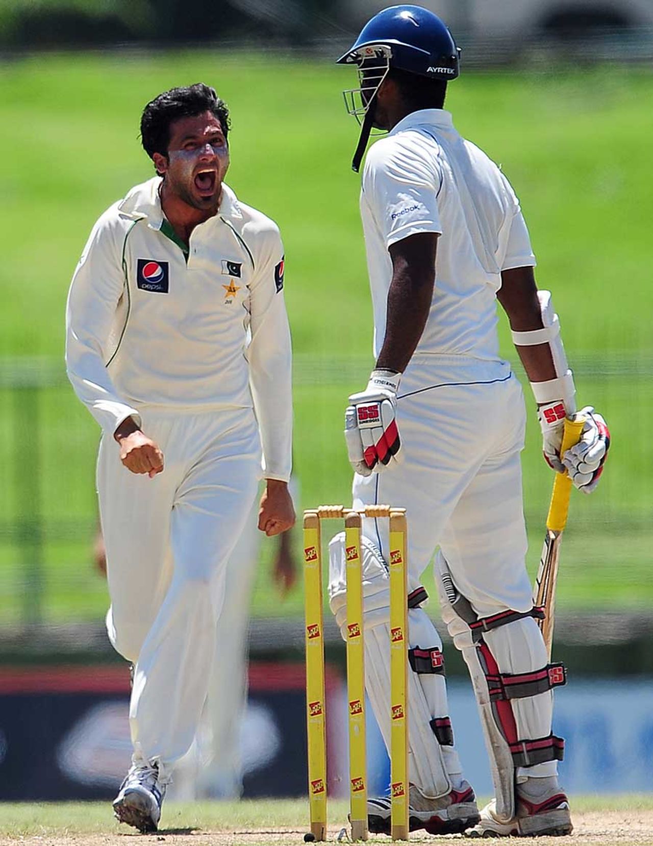 Junaid Khan dismissed Tharanga Paranavitana, Sri Lanka v Pakistan, 3rd Test, Pallekele, 5th day, July 12, 2012
