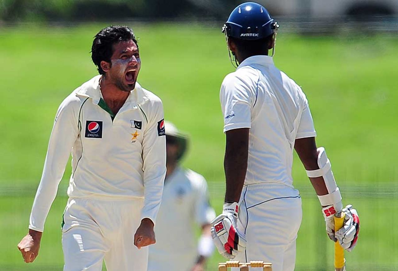 Junaid Khan had Tharanga Paranavitana caught at slip, Sri Lanka v Pakistan, 3rd Test, Pallekele, 5th day, July 12, 2012