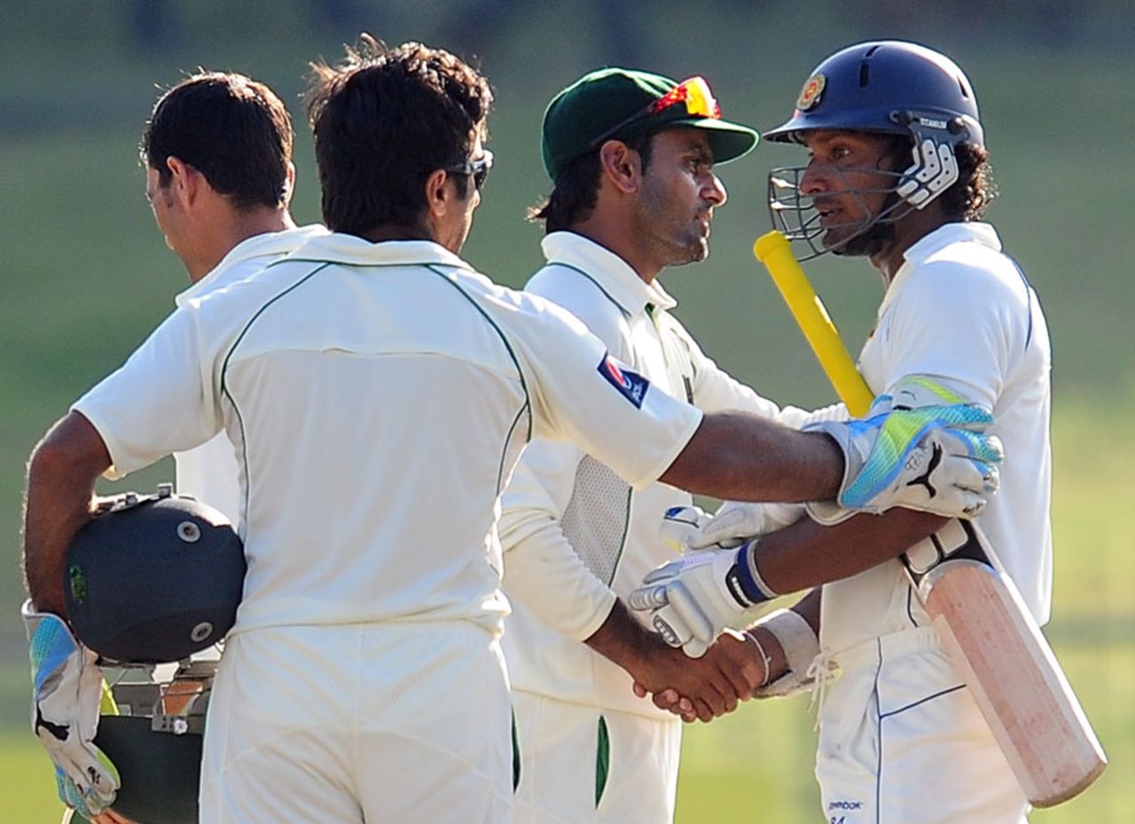The match was called off with nine overs remaining, Sri Lanka v Pakistan, 3rd Test, Pallekele, 5th day, July 12, 2012