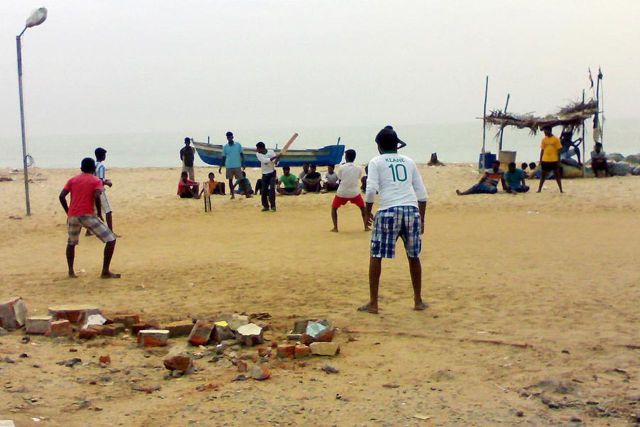 Cricket at the beach. Submitted by: <b>Saravanan Soundararajan</b>