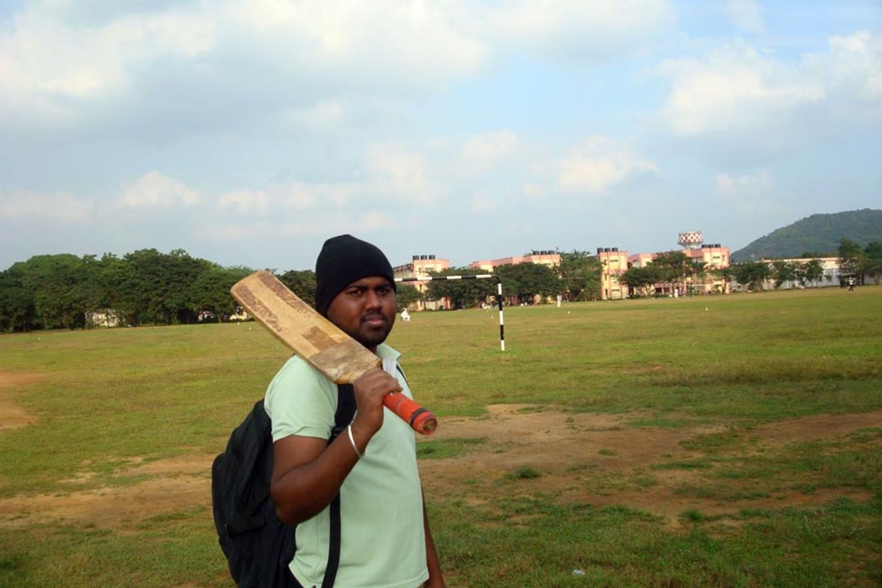Walking in to the ground. Submitted by: <b>Ganesh Panneer Selvam</b>
