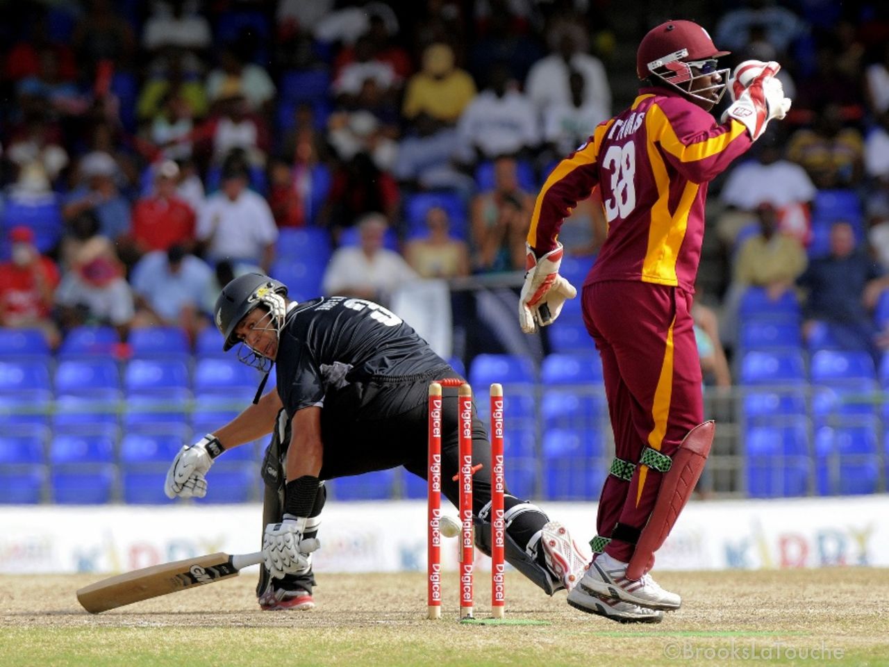 Ross Taylor is stumped by Devon Thomas, West Indies v New Zealand, 5th ODI, Basseterre, July 16, 2012