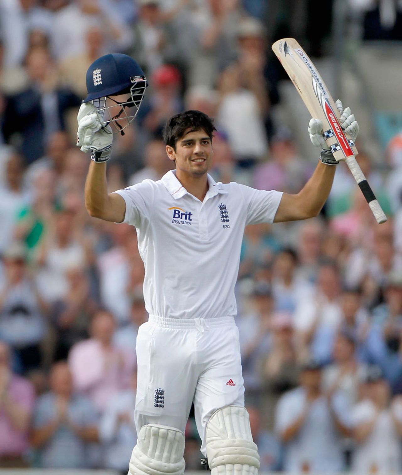 Alastair Cook takes in the applause, England v South Africa, 1st Investec Test, The Oval, 1st day, July 19, 2012