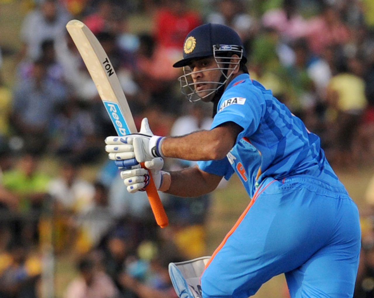 MS Dhoni played a quick innings of 35, Sri Lanka v India, 1st ODI, Hambantota, July 21, 2012